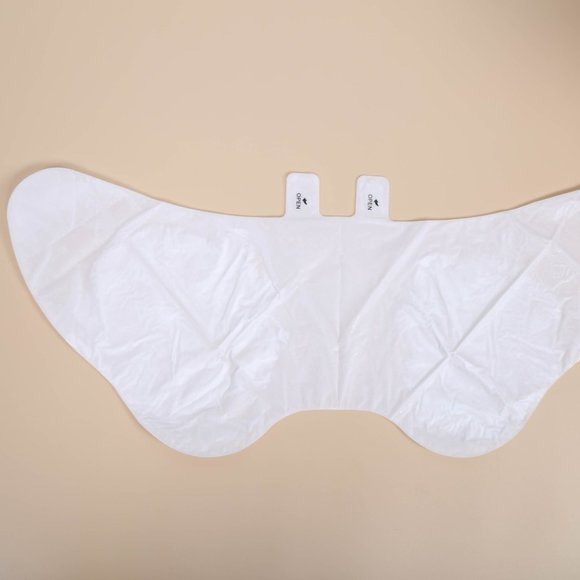 Milky skin care moisturizing foot mask - Picture 6 of 16